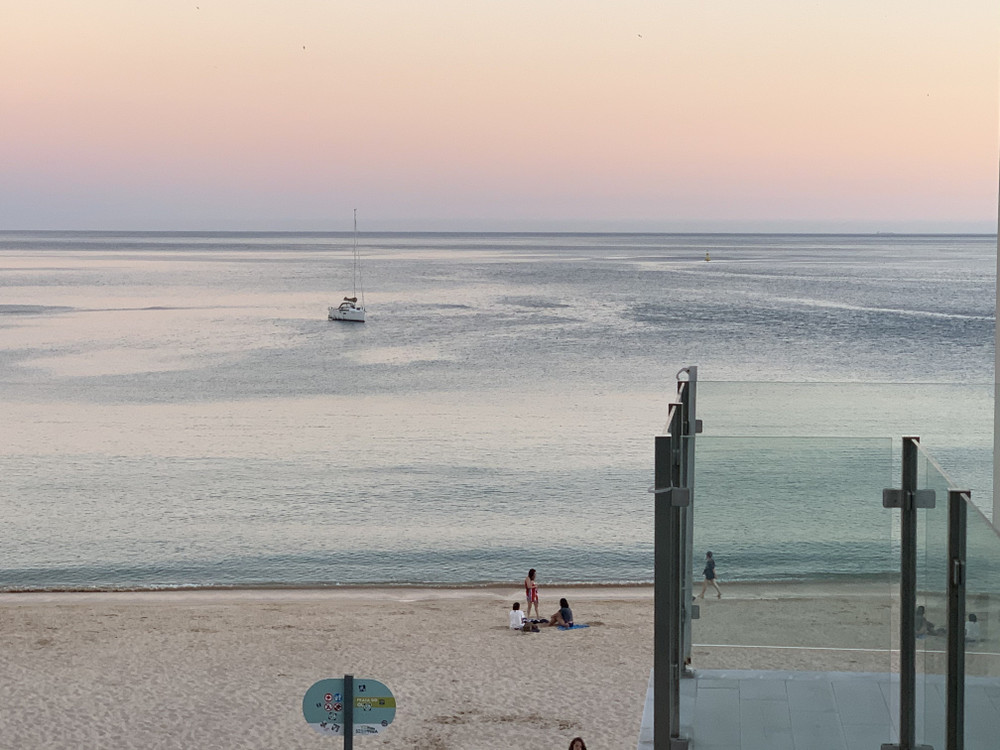 Premium 2-Bedroom Seafront Apartment | Comfort & S preview