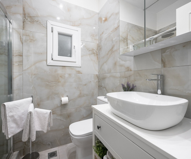 AnT-one Designer Neo-Classical Central Apartment