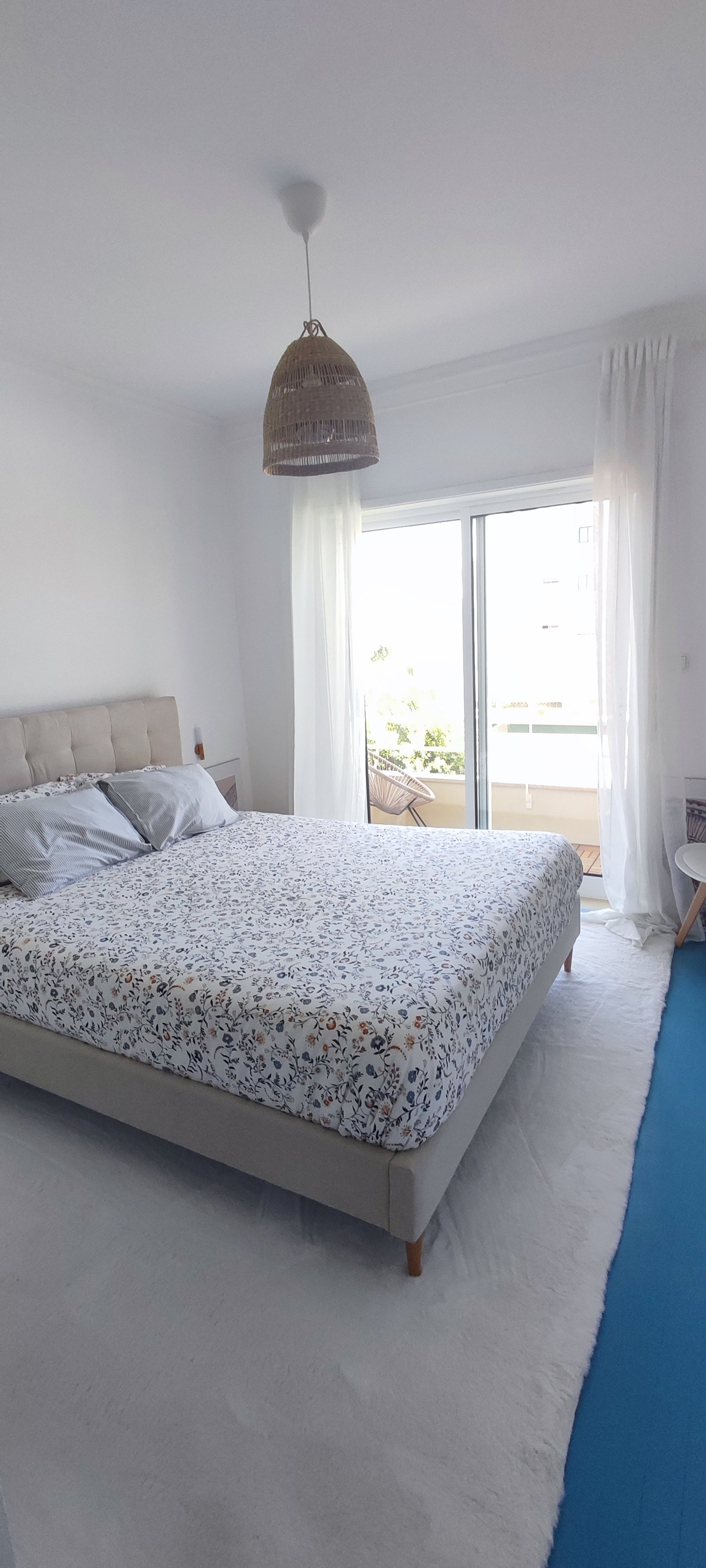 Quarto com vista piscina e mar e varanda