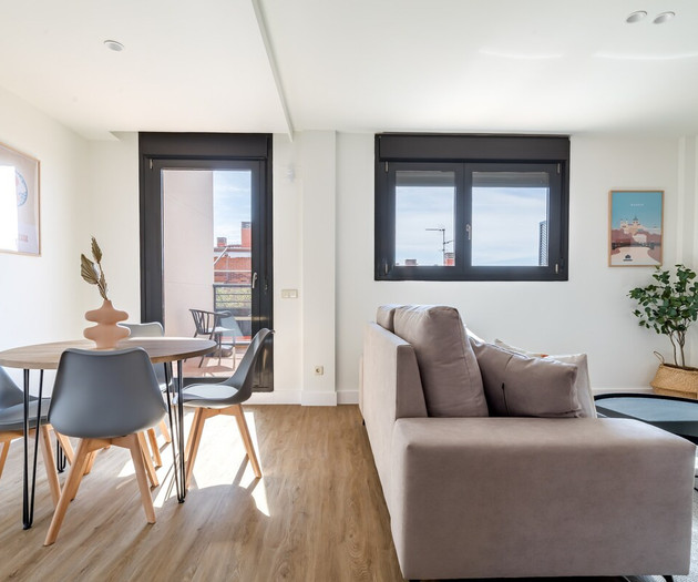 Apt. 2BR duplex w/terrace 4 Torres by CH