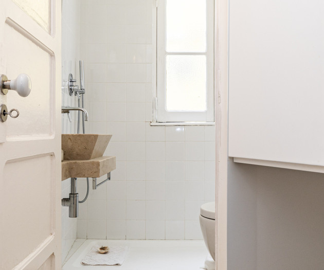 Central and bright one-bedroom apartment in Alfama