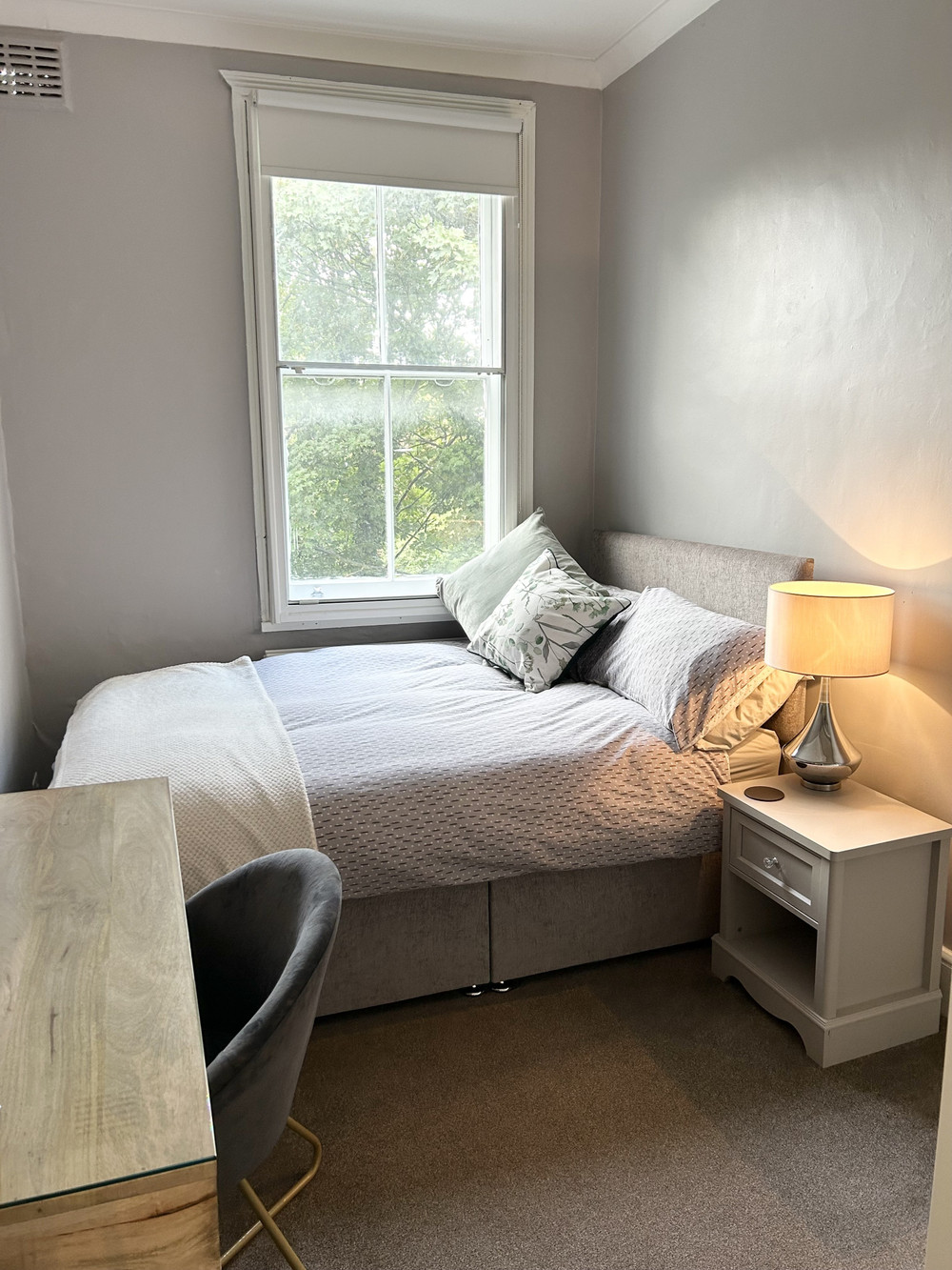 Beautiful 1bed Apt in Kensington Olympia preview