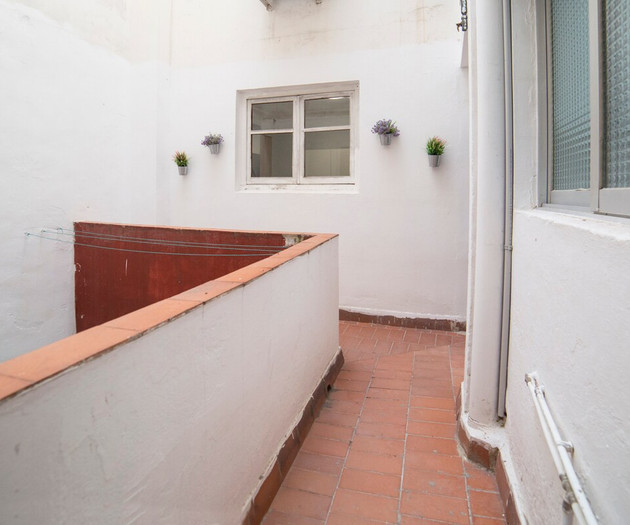 Reina Apartment