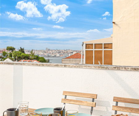 Two bedroom Apt | Almada | Terrace w/River Views