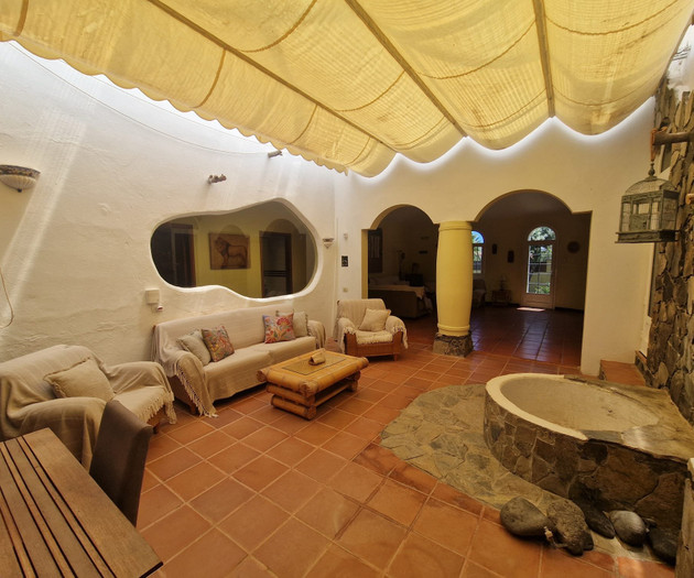 Luxury villa near beachfront in Caleta De Fuste