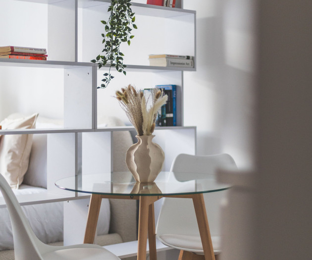 Spacious Cosy Studio Flat Kilburn 03