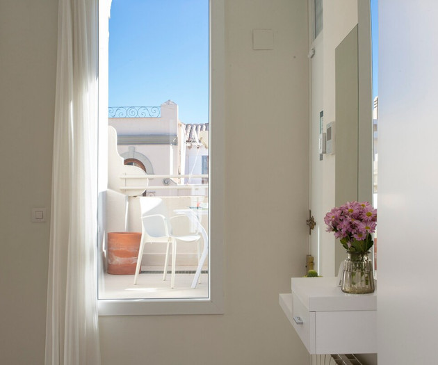 CAD10 - Beautiful 2-Bedroom Penthouse in Ruzafa