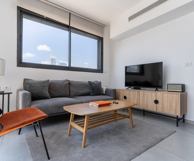Blueground | Florentine, City View, Top Floor - 01