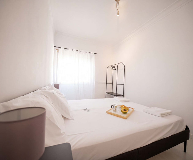 Comfortable and Bright Home Near Queluz Palace