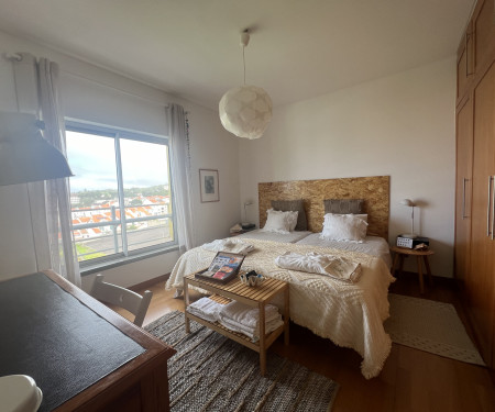 Room in residential area of ​​Ponta Delgada