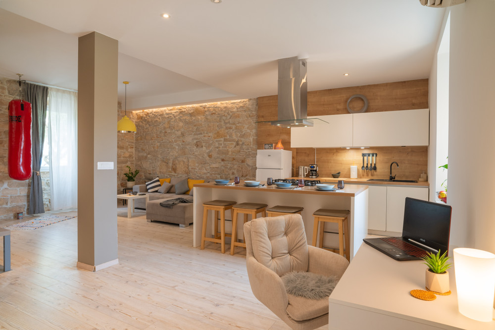 Beautiful stone house near Pula preview
