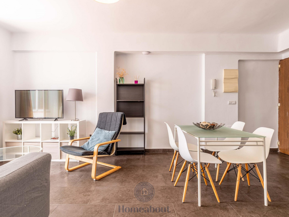 HOMEABOUT CERVANTES APARTMENT 24 (2BR 1BT) preview