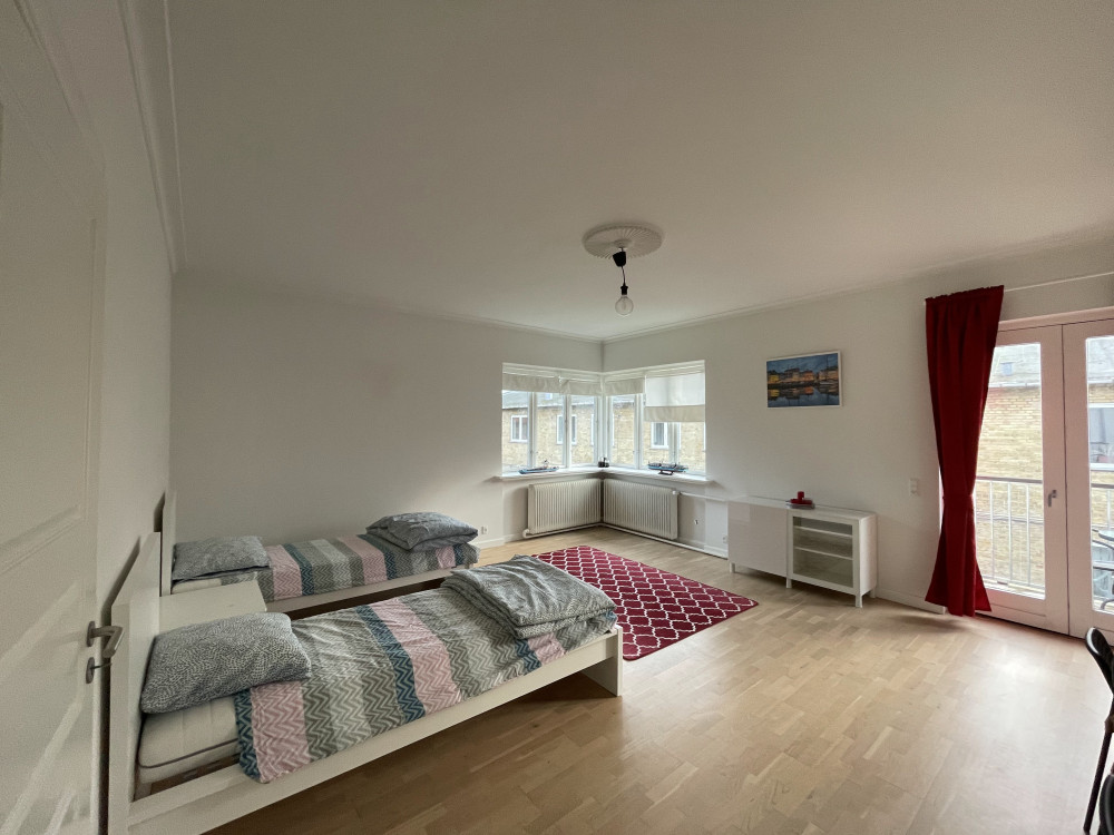Private Double room in shared accommodation preview