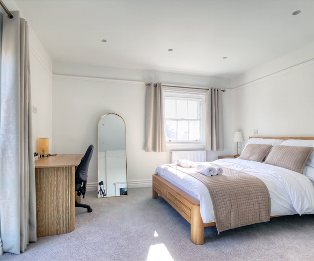Central Maidstone 2-Bed Family Apartment | Sleeps