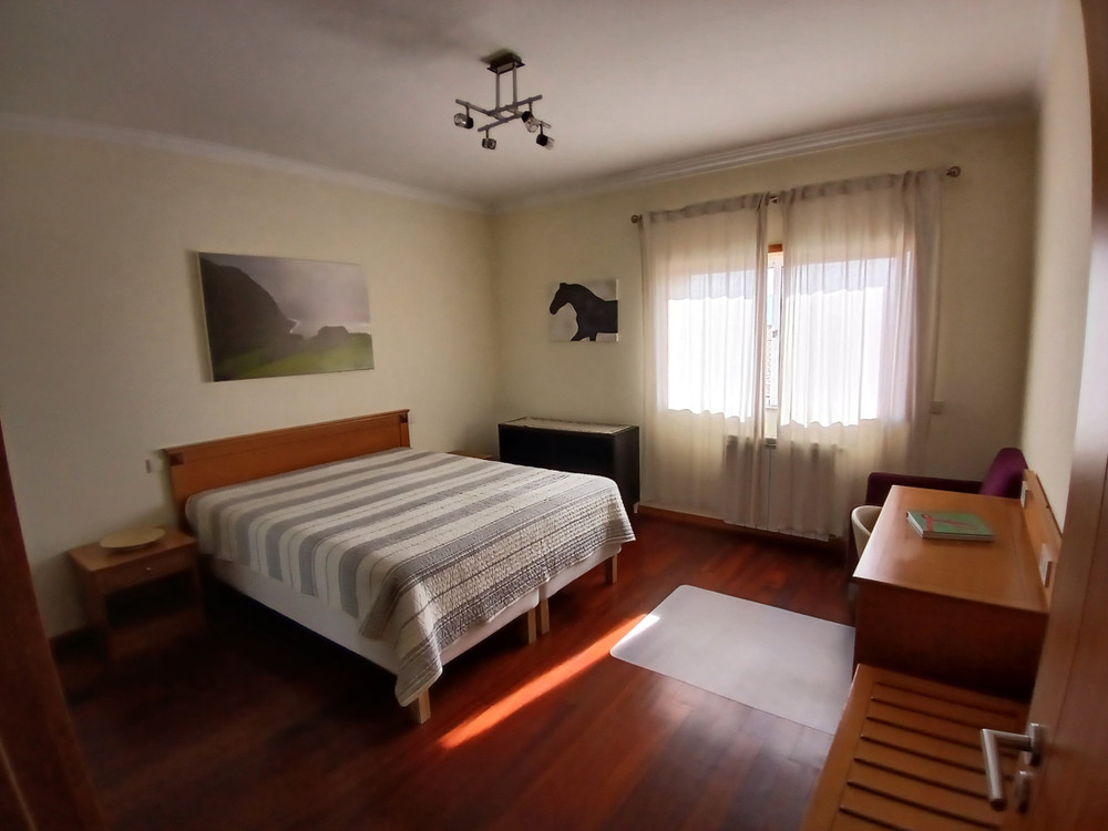 G. Room in a villa - Braga preview