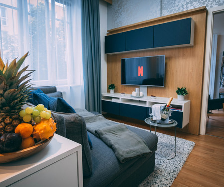 Cozy apartment, next to exhibition and city center