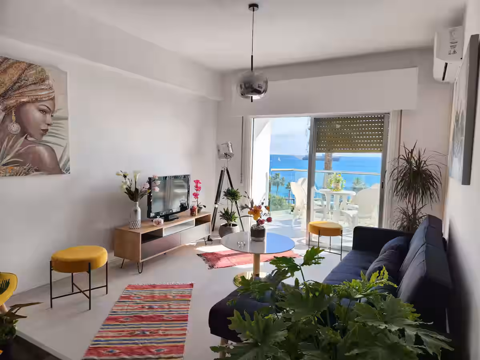 Bright living room sea view
