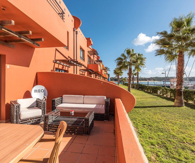 Luxury Apartment, Marina, Beach & Pool