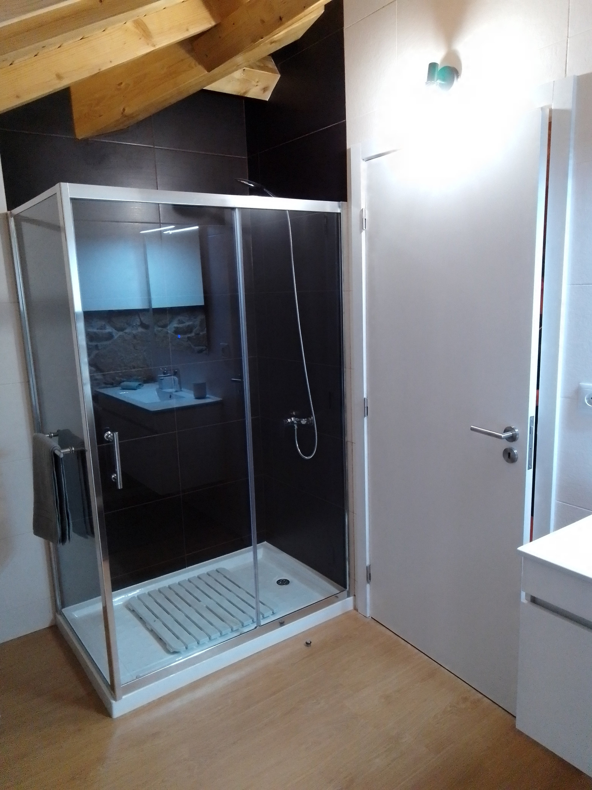 bathroom 2.2.