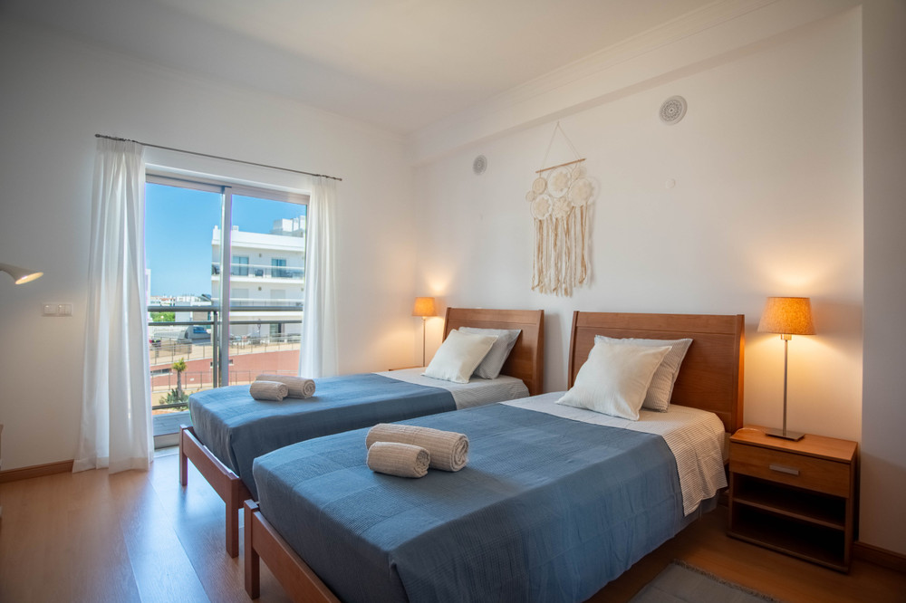 2-Bedroom Apartment with Pool in Albufeira preview