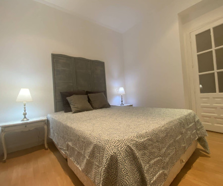 Apartment for Two in the Heart of Madrid, Ópera