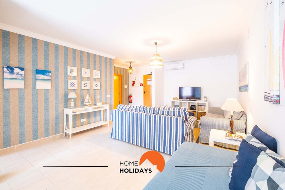 #115 Bernardo Flat by Home Holidays preview