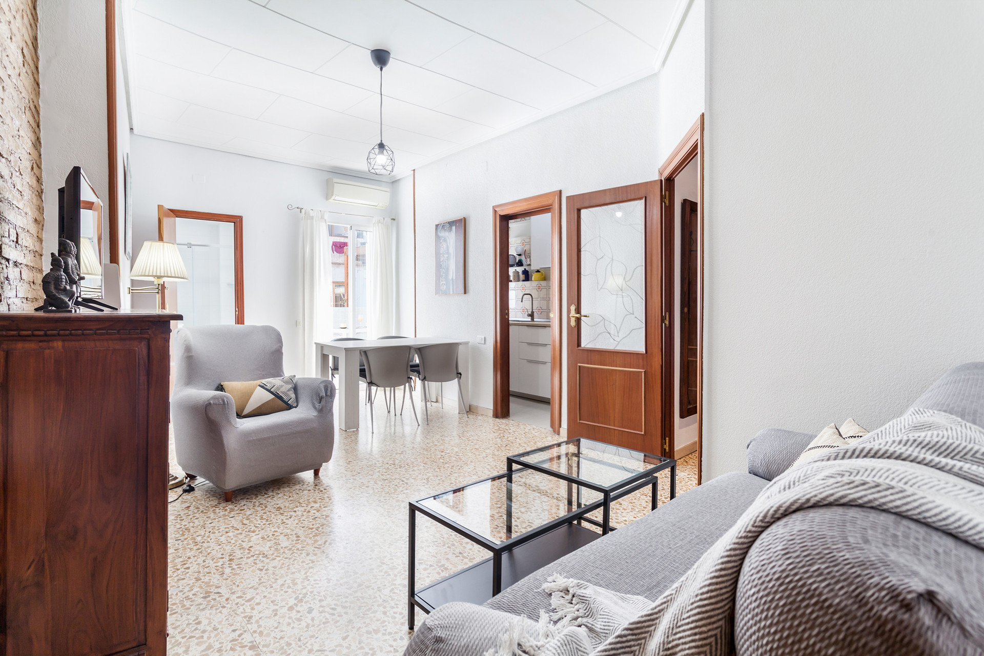 Living and dining area