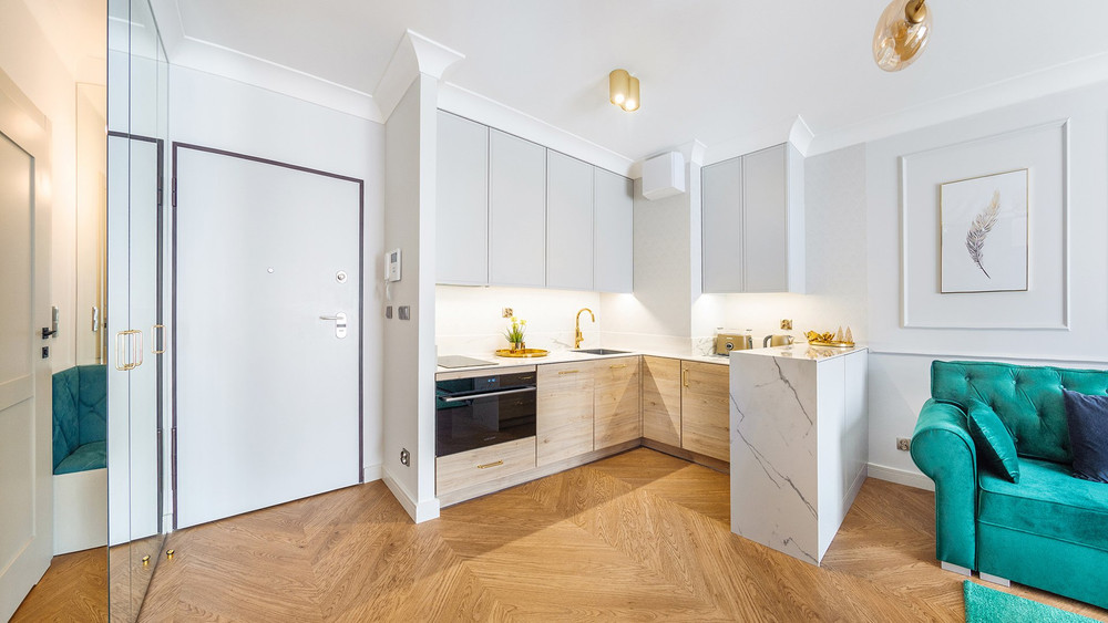 One-bedroom apartment, Chmielna 73/124 preview