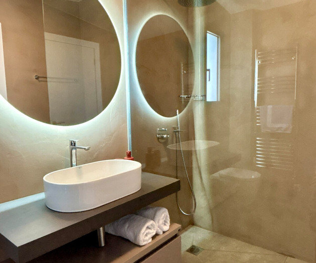 The Riviera Loft & Private Jacuzzi by Unoblu®