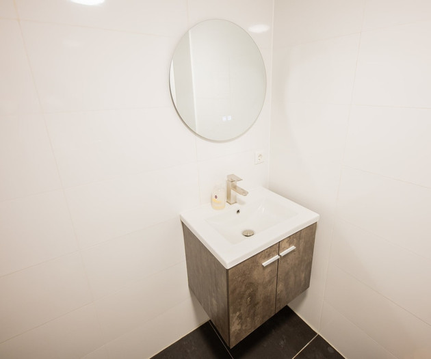 Refined Retreat 2BDR  Apartment BSH27