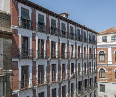 Central apartment perfect for visiting Madrid.