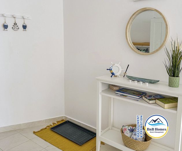 BnB Homes vibrant Ocean View terraced apartment