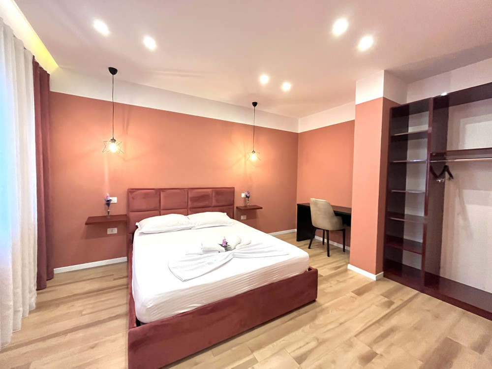 Bordeaux one bedroom seaview apartment 1 preview