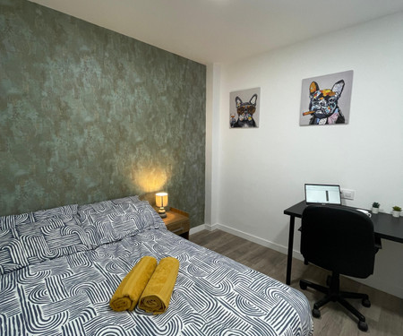 Private Room in Co-living (Room Málaga)