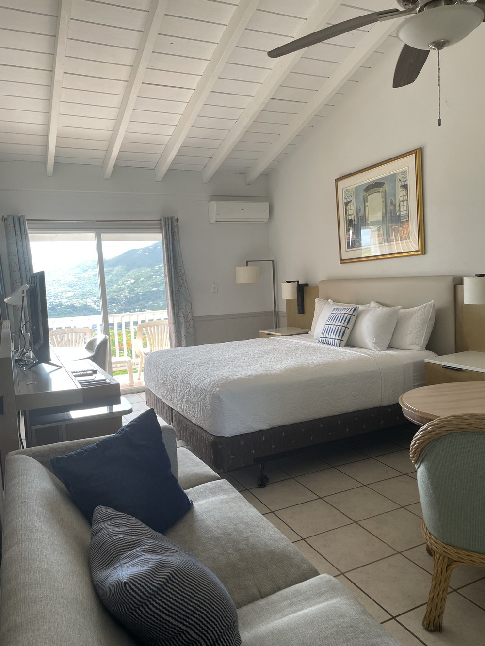 King Deluxe Plus Ocean View preview