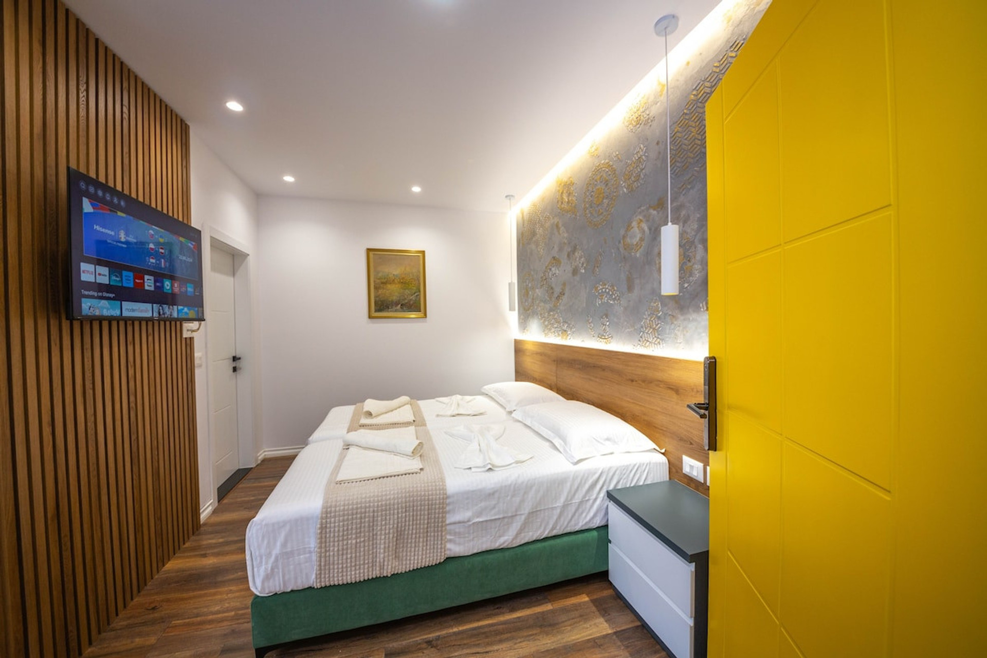 Bedroom image 1