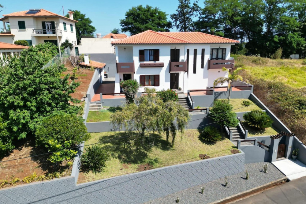 Silva Retreat Villa preview