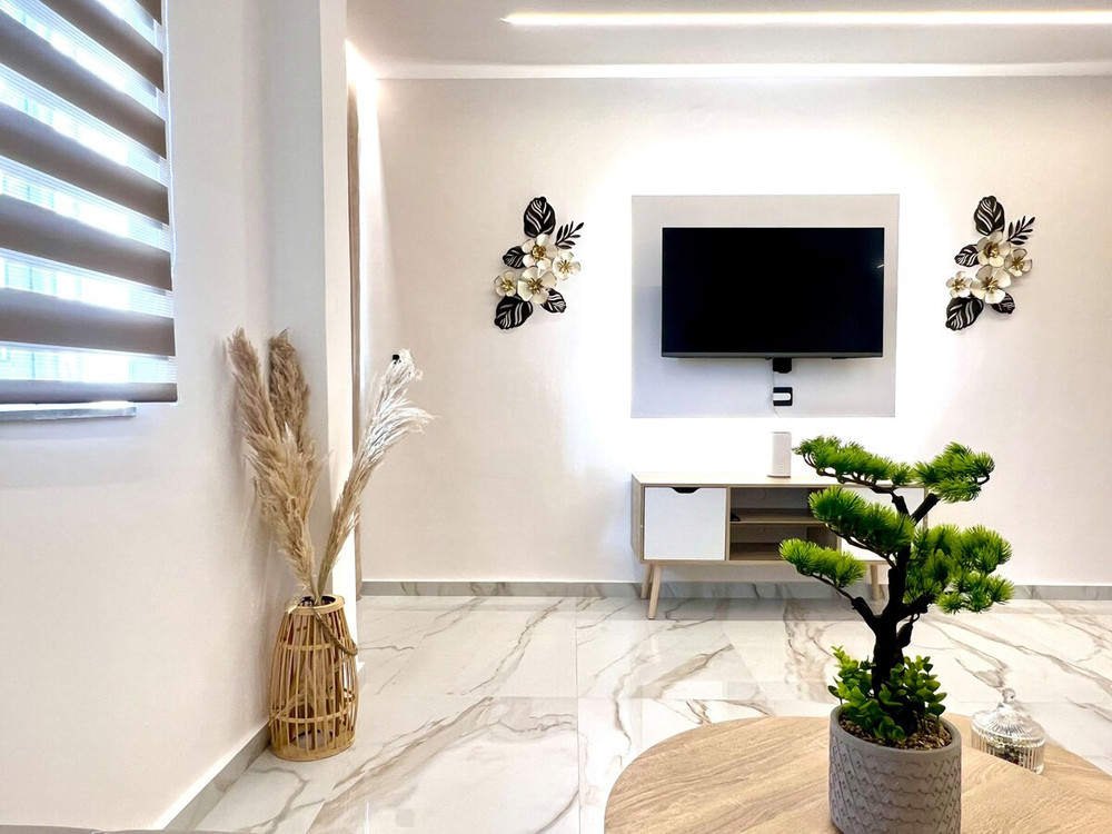 Your Stylish Home near Centre preview