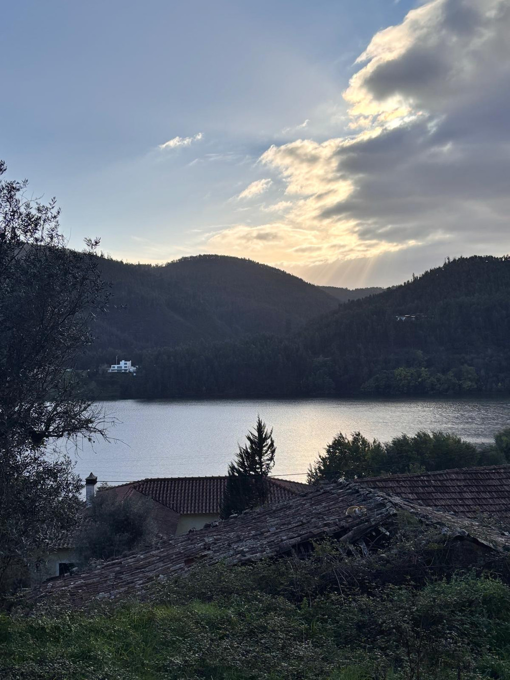Flat with view over the River Zezere preview