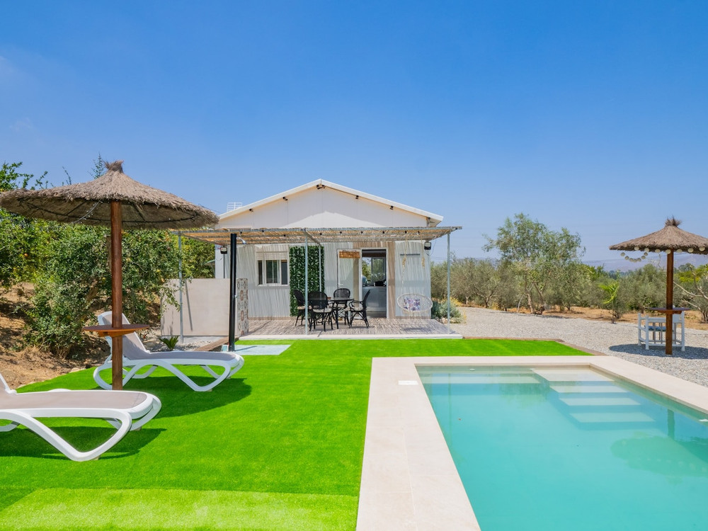 Cubo's Greenlife Loft Total Privacy Pool preview