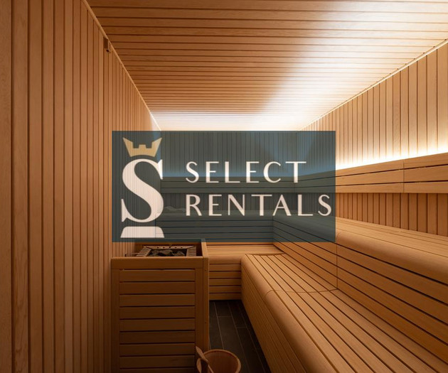 Elegant Penthouse | Spa, Parking & Views