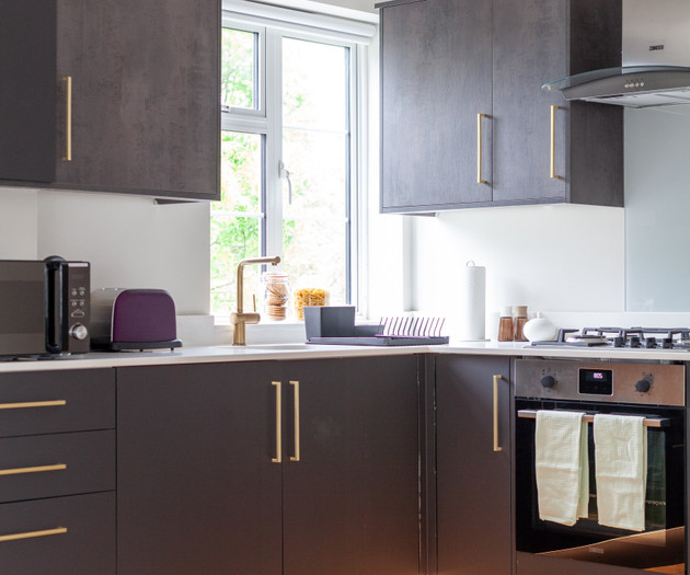Chic and Classy 2BR Penthouse w/ Parking, 6 Guests