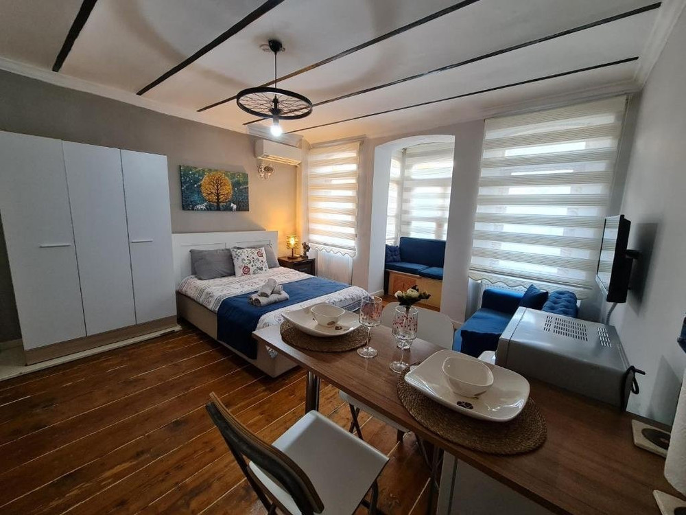 Your Cozy Istanbul Escape| 3Min to Istiklal Street preview