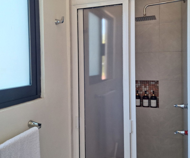 72m² Executive Suite in Lomas | Weekly Cleaning