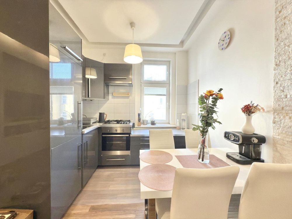 Bright Furnished One‑Bedroom Apartment in Prague preview