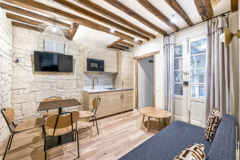 Palais Royal - Victoires 1bdr by B'Your Home preview