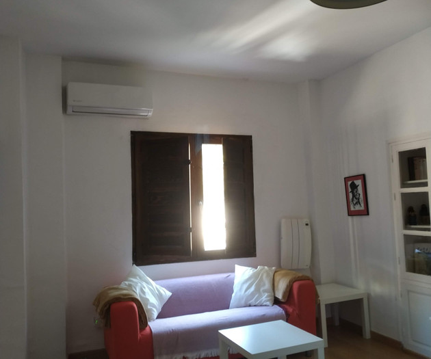 Estudio amplio en Albaicin