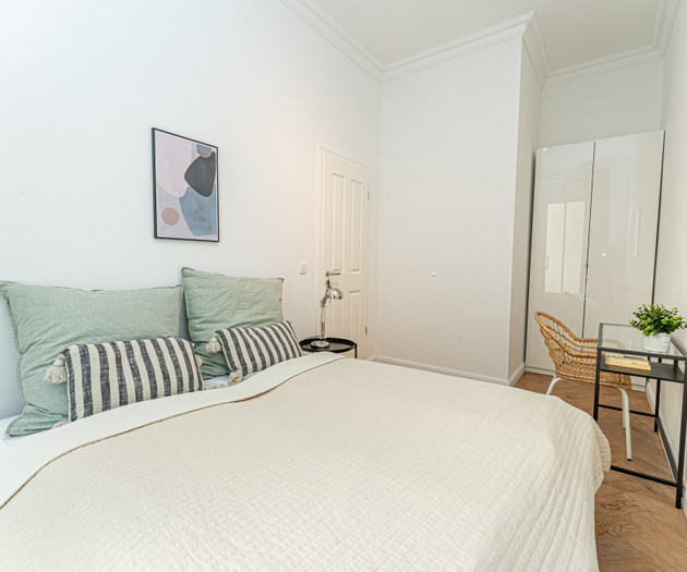 Modern and completely renovated 4-room apartment