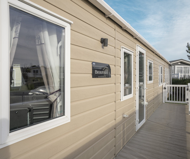 2 Bed Caravan Sleeps 6 Seton Sands Haven
