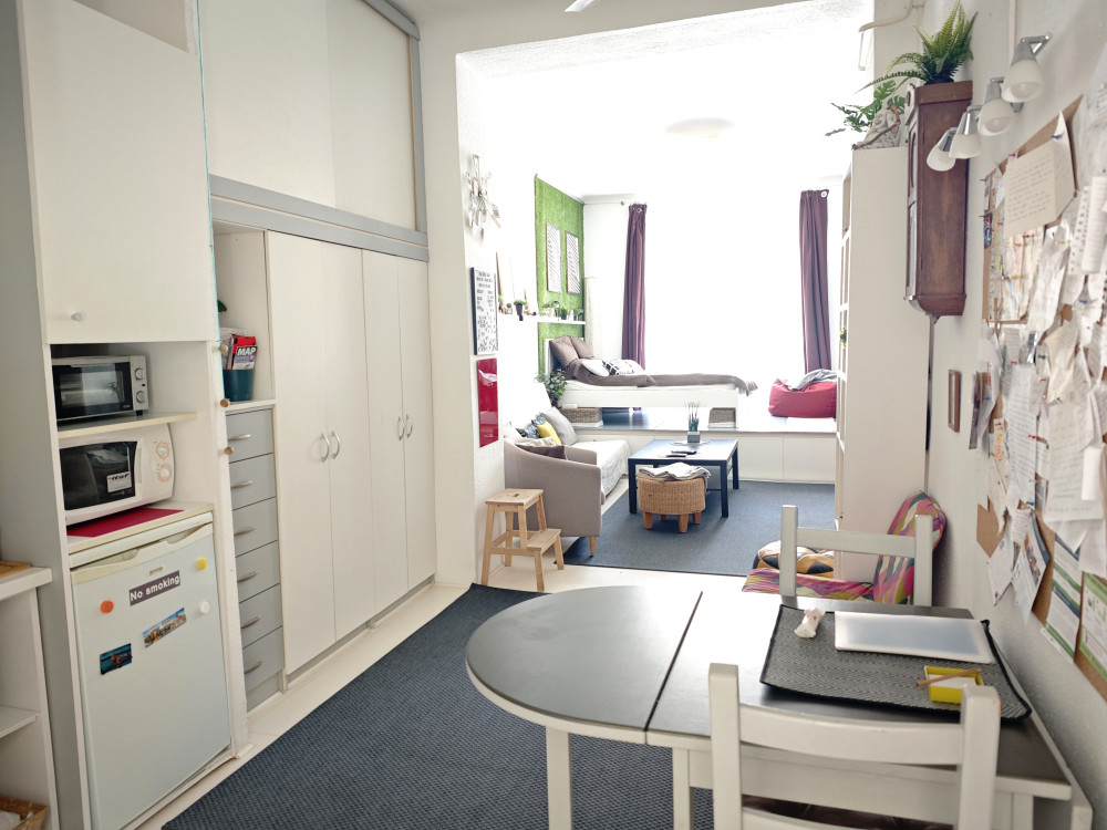 PLACE2B for expats and digital nomads preview